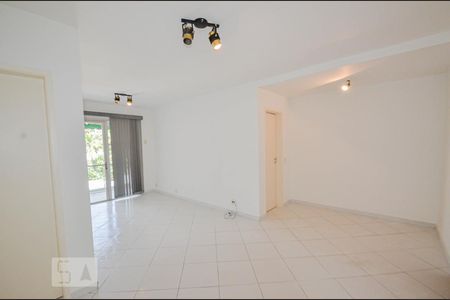 Sala de apartamento para alugar com 1 quarto, 51m² em Vila Isabel, Rio de Janeiro