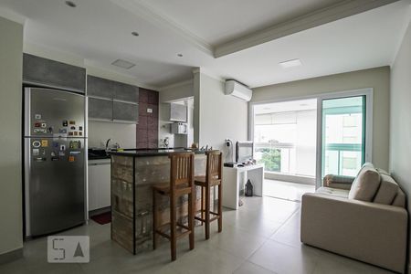 Apartamento para alugar com 67m², 1 quarto e 1 vagaSala/Cozinha