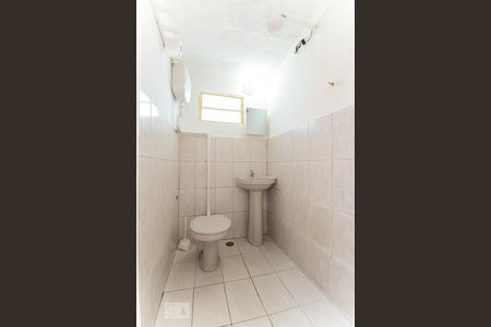 Banheiro de casa para alugar com 1 quarto, 35m² em Parque da Vila Prudente, São Paulo