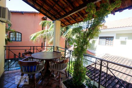 Casa de condomínio à venda com 150m², 2 quartos e 3 vagas Casa de condomínio à venda com 150m², 2 quartos e 3 vagasVaranda do Quarto