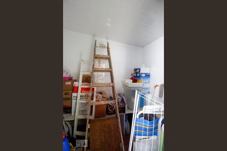 Casa de condomínio à venda com 150m², 2 quartos e 3 vagas Casa de condomínio à venda com 150m², 2 quartos e 3 vagasQuarto de Serviço