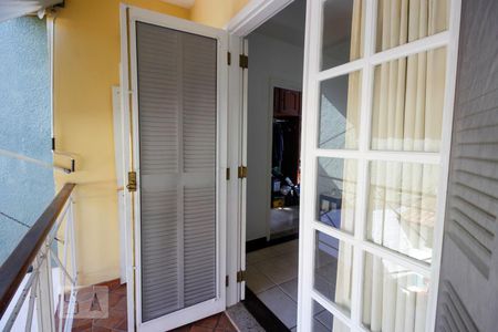 Casa de condomínio à venda com 150m², 2 quartos e 3 vagas Casa de condomínio à venda com 150m², 2 quartos e 3 vagasVaranda da Suíte