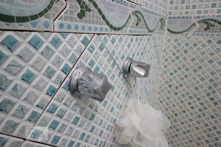 Casa de condomínio à venda com 150m², 2 quartos e 3 vagas Casa de condomínio à venda com 150m², 2 quartos e 3 vagasBanheiro da Suíte