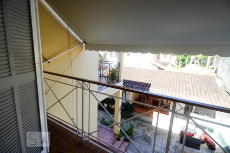 Casa de condomínio à venda com 150m², 2 quartos e 3 vagas Casa de condomínio à venda com 150m², 2 quartos e 3 vagasVaranda da Suíte