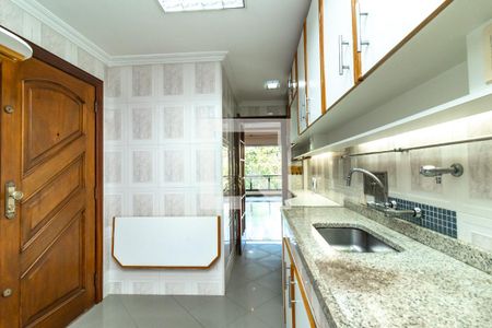 Apartamento à venda com 160m², 3 quartos e 3 vagasCozinha