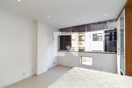 Apartamento à venda com 160m², 3 quartos e 3 vagasSuite