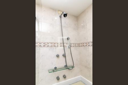 Apartamento à venda com 160m², 3 quartos e 3 vagasBanheiro da Suite