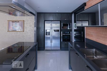 Apartamento à venda com 112m², 3 quartos e 2 vagasCozinha