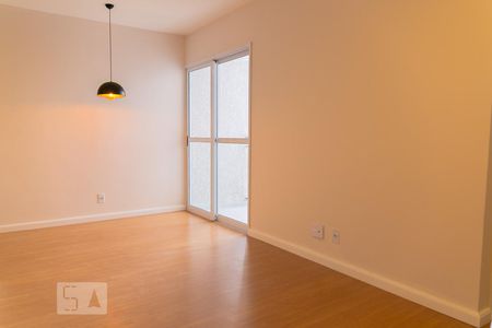 Sala de apartamento para alugar com 2 quartos, 50m² em Liberdade, São Paulo