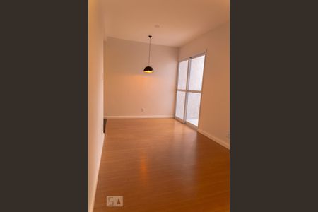 Sala de apartamento para alugar com 2 quartos, 50m² em Liberdade, São Paulo