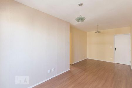 Apartamento para alugar com 61m², 2 quartos e sem vagaSala