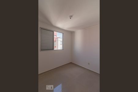Quarto 1 de apartamento para alugar com 2 quartos, 48m² em Vila Carmosina, São Paulo