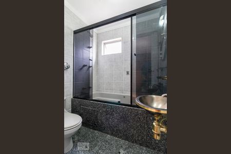 Apartamento à venda com 100m², 3 quartos e 1 vagaBanheiro da Suíte