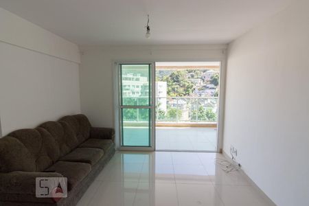 Sala de apartamento para alugar com 2 quartos, 70m² em Freguesia (jacarepaguá), Rio de Janeiro
