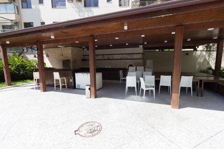 Apartamento para alugar com 70m², 2 quartos e 1 vaga Apartamento para alugar com 70m², 2 quartos e 1 vagaÁrea comum - Churrasqueira