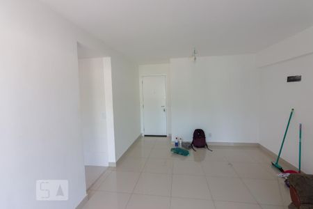 Sala de apartamento para alugar com 2 quartos, 70m² em Freguesia (jacarepaguá), Rio de Janeiro