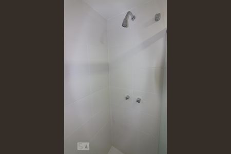 Apartamento para alugar com 70m², 2 quartos e 1 vaga Apartamento para alugar com 70m², 2 quartos e 1 vagaBanheiro suíte