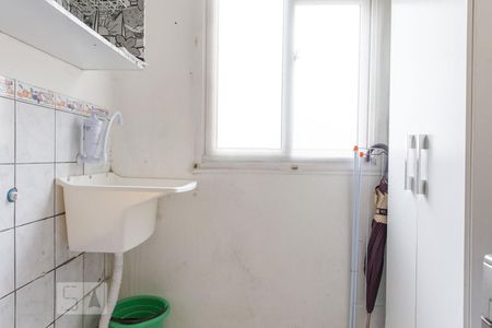 Área de Serviço de apartamento à venda com 1 quarto, 38m² em Humaitá, Porto Alegre