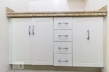 Apartamento para alugar com 95m², 3 quartos e 2 vagasBanheiro da Suite 1 - Armario