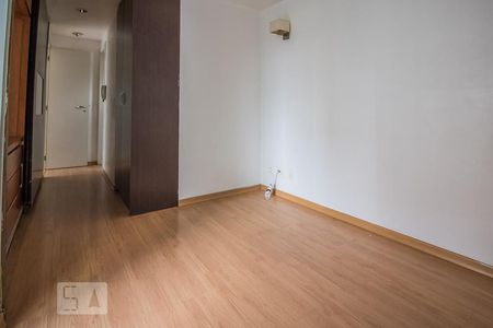 Apartamento à venda com 80m², 3 quartos e 2 vagasQuarto 3 - Suíte