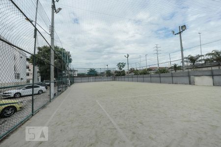 Quadra de apartamento para alugar com 2 quartos, 55m² em Del Castilho, Rio de Janeiro