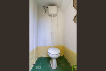 Casa à venda com 100m², 2 quartos e 2 vagasBanheiro