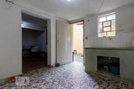 Casa à venda com 100m², 2 quartos e 2 vagasEdícula 