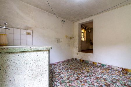 Casa à venda com 100m², 2 quartos e 2 vagasEdícula 