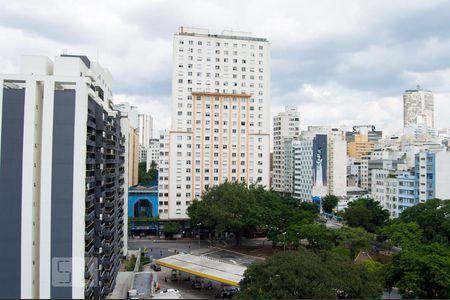 Vista da Rua - Largo do Arouche de apartamento à venda com 1 quarto, 34m² em Vila Buarque, São Paulo