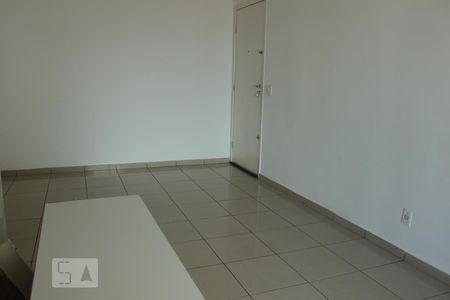 Sala de apartamento à venda com 2 quartos, 70m² em Vila Gumercindo, São Paulo