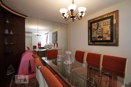 Sala de Jantar de apartamento à venda com 3 quartos, 330m² em Higienópolis, São Paulo