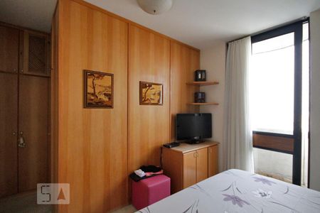 Apartamento à venda com 330m², 3 quartos e 3 vagasSuíte 3