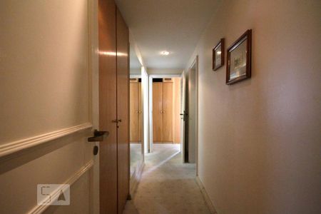 Apartamento à venda com 330m², 3 quartos e 3 vagasSuíte 3