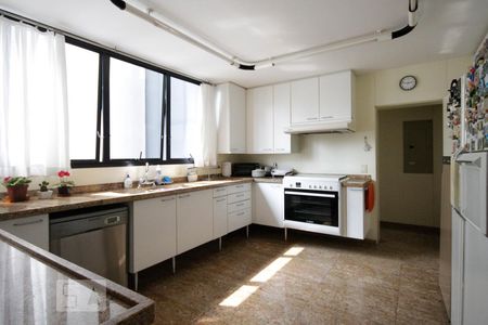 Apartamento à venda com 330m², 3 quartos e 3 vagasCozinha