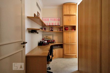 Apartamento à venda com 330m², 3 quartos e 3 vagasSuíte 2