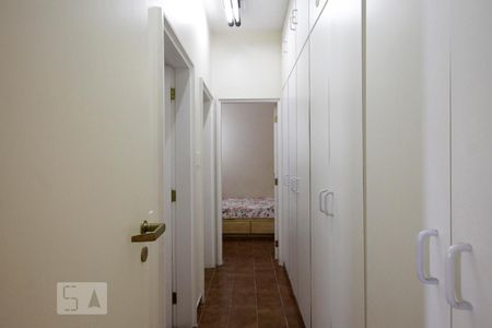 Apartamento à venda com 330m², 3 quartos e 3 vagasQuarto de Serviço
