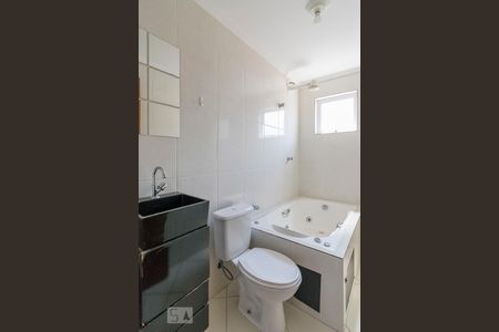 Banheiro da Suite de apartamento à venda com 2 quartos, 52m² em Vila Helena, Santo André