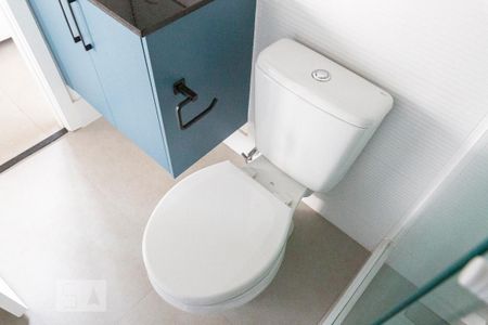 Banheiro de kitnet/studio para alugar com 1 quarto, 29m² em República, São Paulo