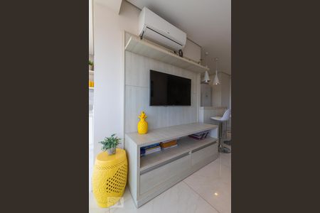 Sala de apartamento para alugar com 2 quartos, 67m² em Centro, Campinas