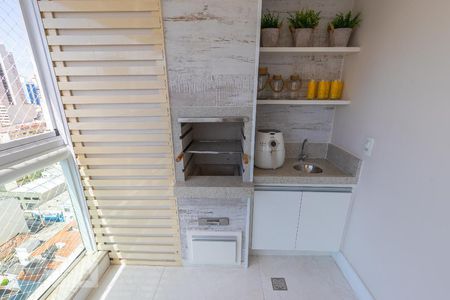 Varanda de apartamento para alugar com 2 quartos, 67m² em Centro, Campinas