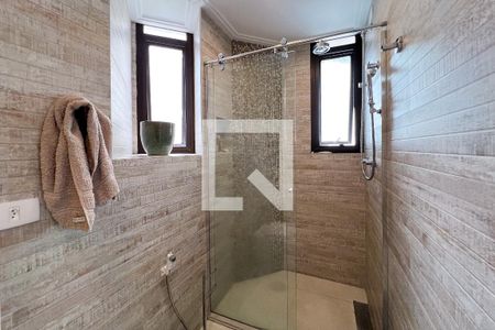 Apartamento à venda com 250m², 3 quartos e 3 vagas Apartamento à venda com 250m², 3 quartos e 3 vagasBanheiro da Suíte 2