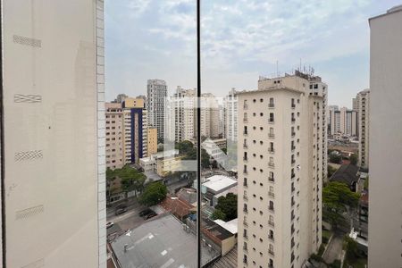 Apartamento à venda com 250m², 3 quartos e 3 vagas Apartamento à venda com 250m², 3 quartos e 3 vagasVista