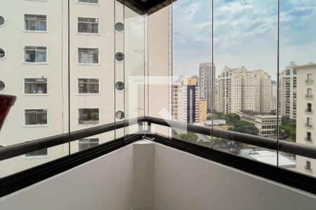 Apartamento à venda com 250m², 3 quartos e 3 vagas Apartamento à venda com 250m², 3 quartos e 3 vagasSacada