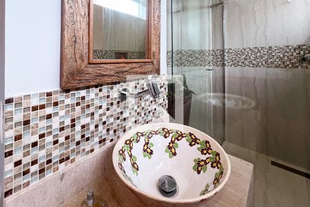 Apartamento à venda com 250m², 3 quartos e 3 vagas Apartamento à venda com 250m², 3 quartos e 3 vagasBanheiro