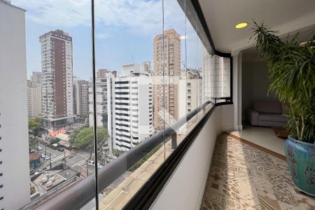 Sacada de apartamento para alugar com 3 quartos, 250m² em Indianópolis, São Paulo