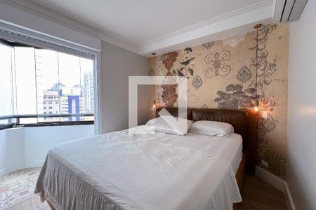 Apartamento à venda com 250m², 3 quartos e 3 vagas Apartamento à venda com 250m², 3 quartos e 3 vagasSuite 2