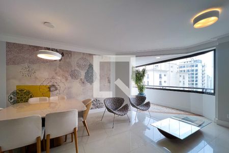 Sala de apartamento para alugar com 3 quartos, 250m² em Indianópolis, São Paulo
