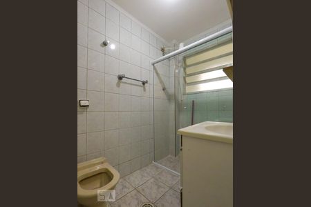 Banheiro de apartamento à venda com 2 quartos, 64m² em Liberdade, São Paulo