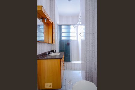 Banheiro de apartamento para alugar com 1 quarto, 50m² em Vila Isabel, Rio de Janeiro