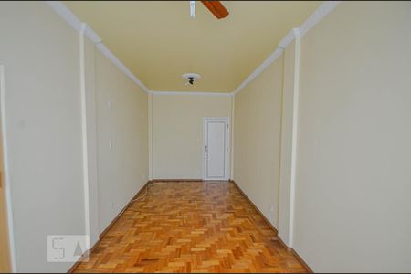 Sala de apartamento para alugar com 1 quarto, 50m² em Vila Isabel, Rio de Janeiro